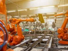 Künstliche Intelligenz ölt Prozesse in der Fertigung Smart Factory