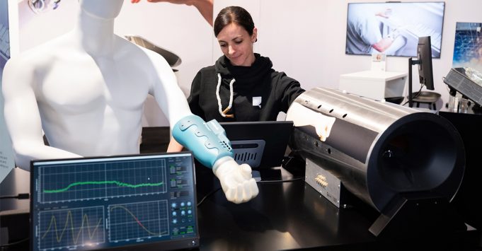 Humanoide Roboter erobern die Fabrikhallen