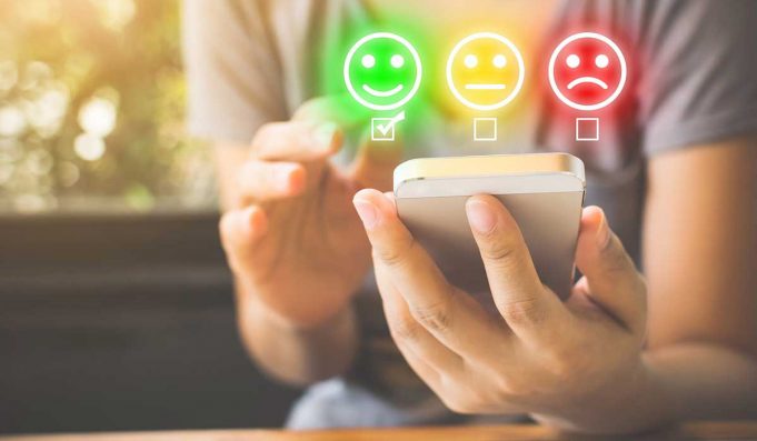 Studie „CRM in der Praxis“ 2025: Was KI, Daten & Zufriedenheit gemeinsam haben CRM-Anwenderstudie