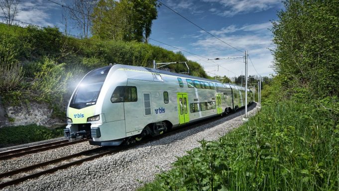 Ein Chatbot hält Schweizer Bahnfahrer bei Laune Call-Center-Entlastung durch Chatbots