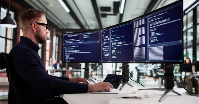 Transformationsstudie 2025: Erfolg beginnt im Datenhaus Transformationsstudie 2025