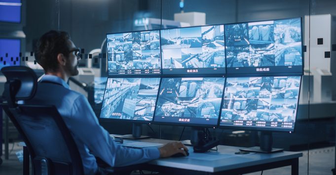 OT-Security: Warum Cyberangriffe zunehmend Maschinen statt Server treffen OT-Security