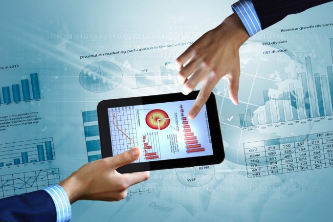 Gut aufbereitete Inhalte vermeiden Webshop-Flops Tablett - Webshop