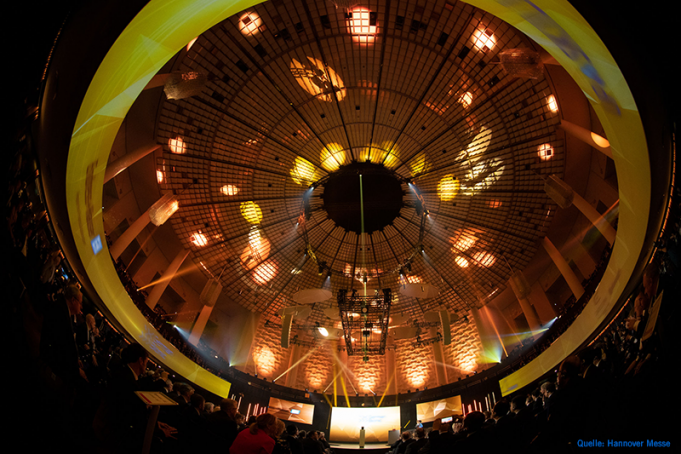 Warum Alexa, Cortana& Co. jetzt auch Fabrik-Maschinen verstehen